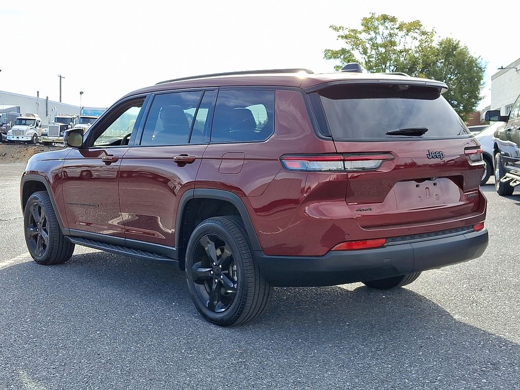 2024 Jeep Grand Cherokee Limited photo 4