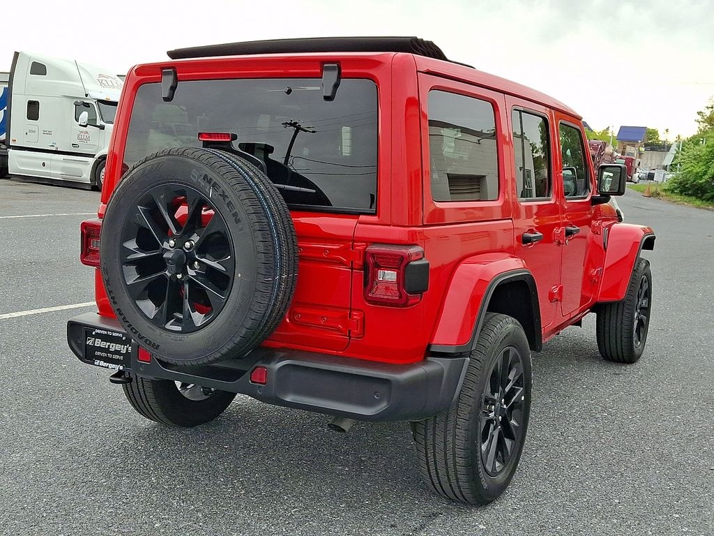 Certified 2025 Jeep Wrangler Sahara 4xe SUV