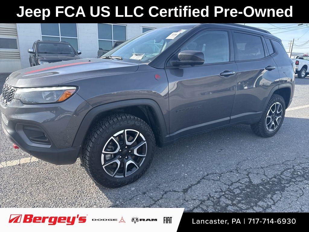 2024 Jeep Compass Trailhawk's photo