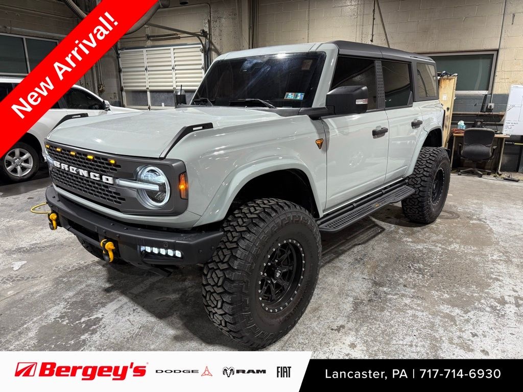 Used 2023 Ford Bronco Badlands SUV