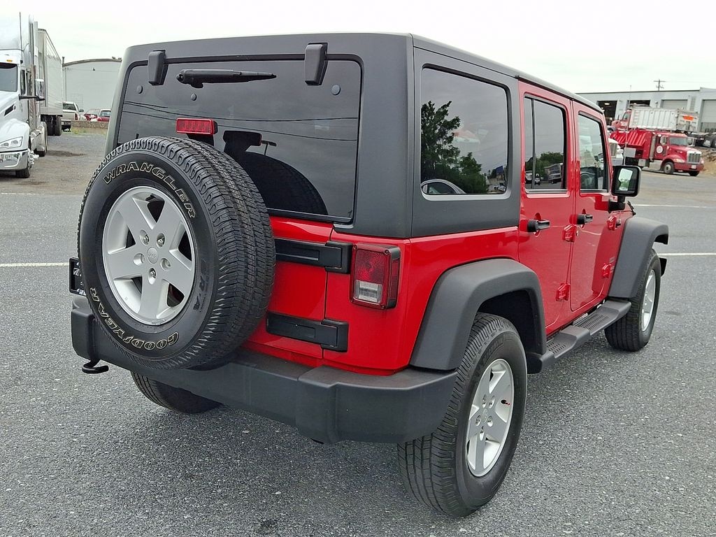 Used 2011 Jeep Wrangler Unlimited Sport SUV