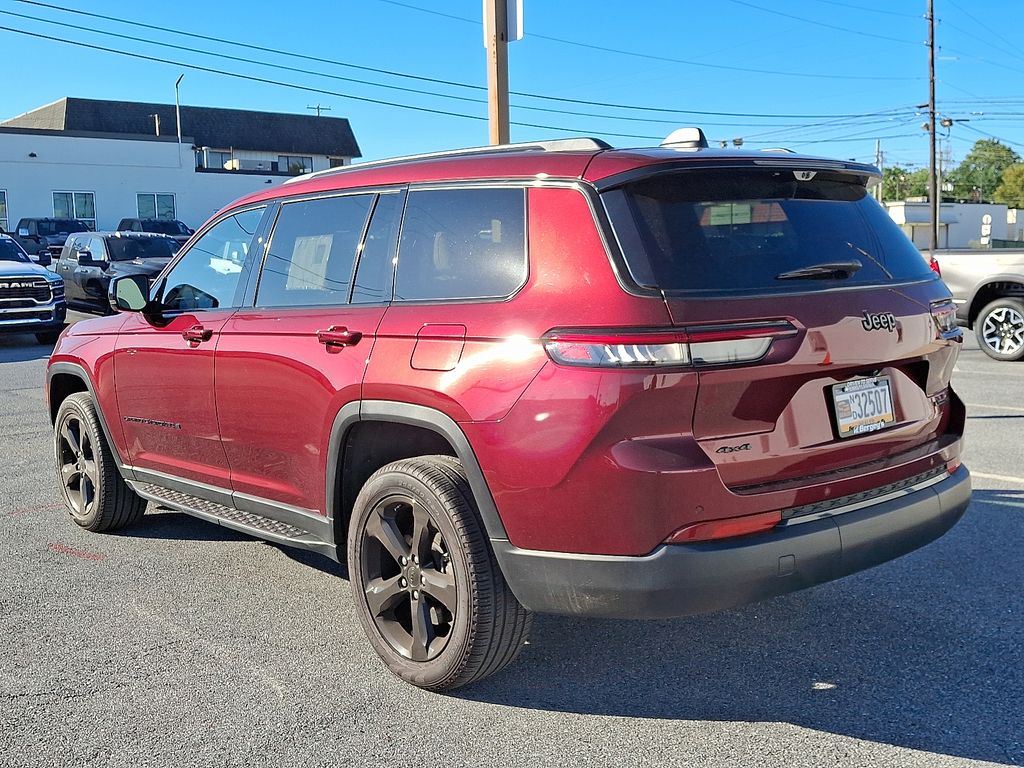 2024 Jeep Grand Cherokee Limited photo 2