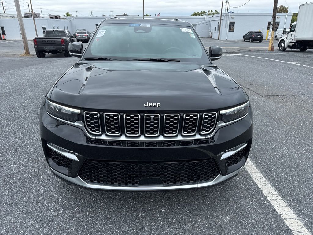 2022 Jeep Grand Cherokee Summit Reserve photo 2