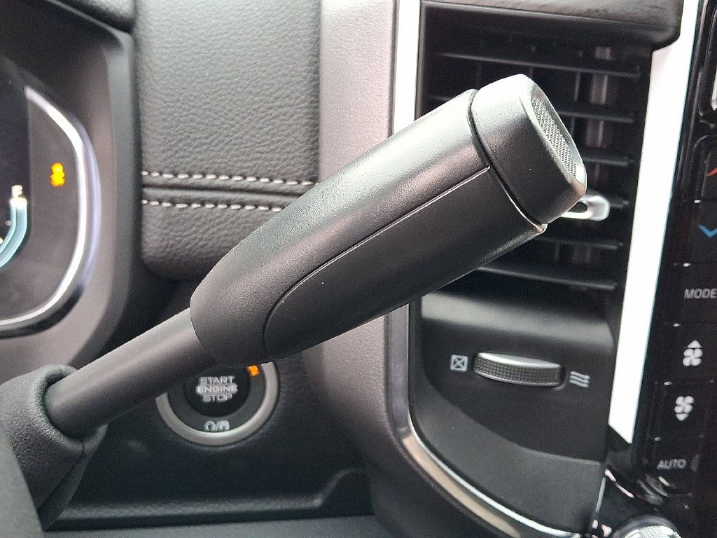 2026 RAM 2500 Laramie - Photo 6