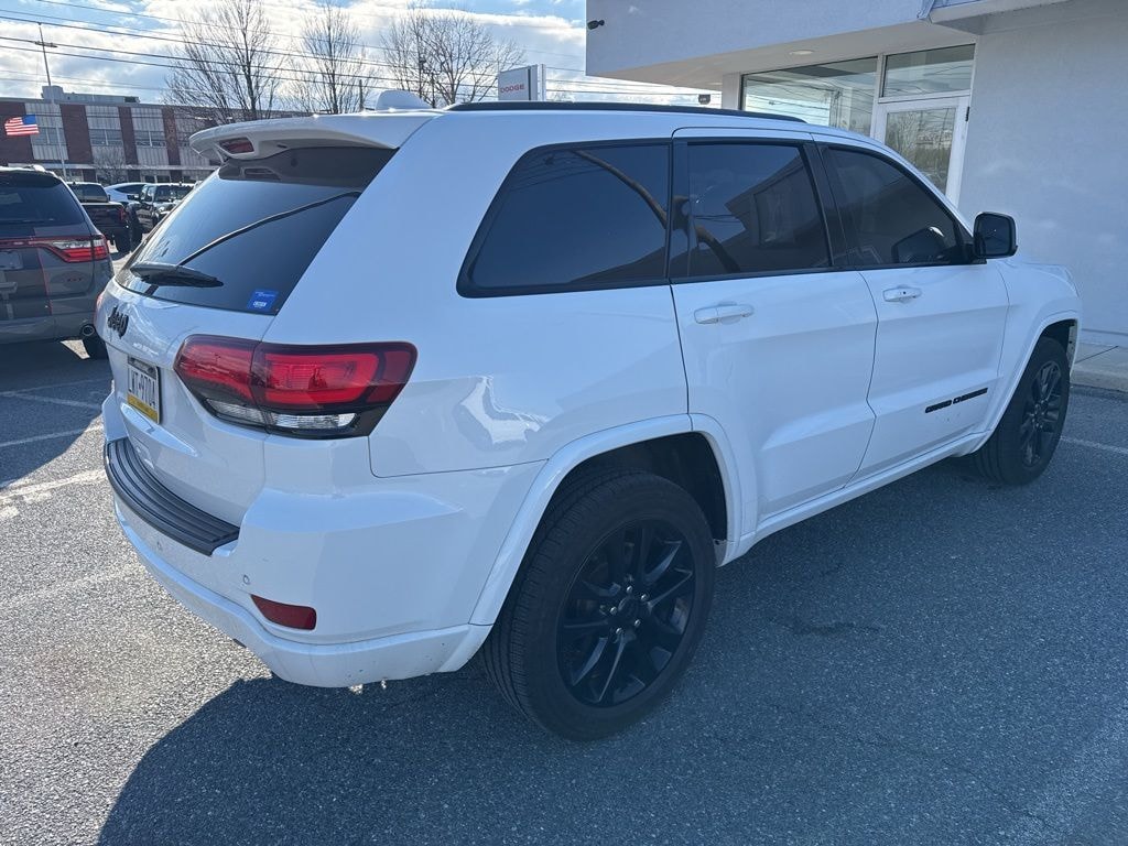 Used 2020 Jeep Grand Cherokee Altitude SUV