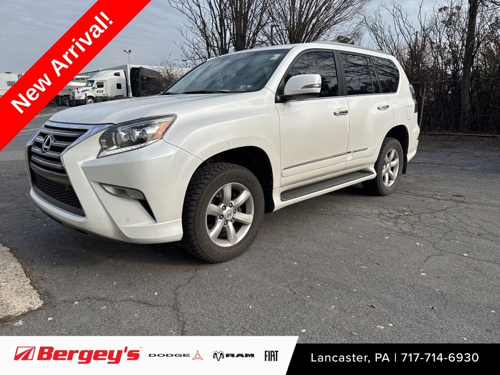 2017 Lexus GX Base's photo
