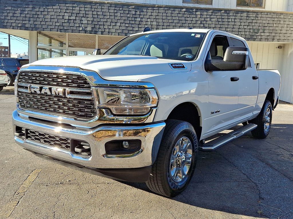 2024 Ram 2500 Big Horn photo 3