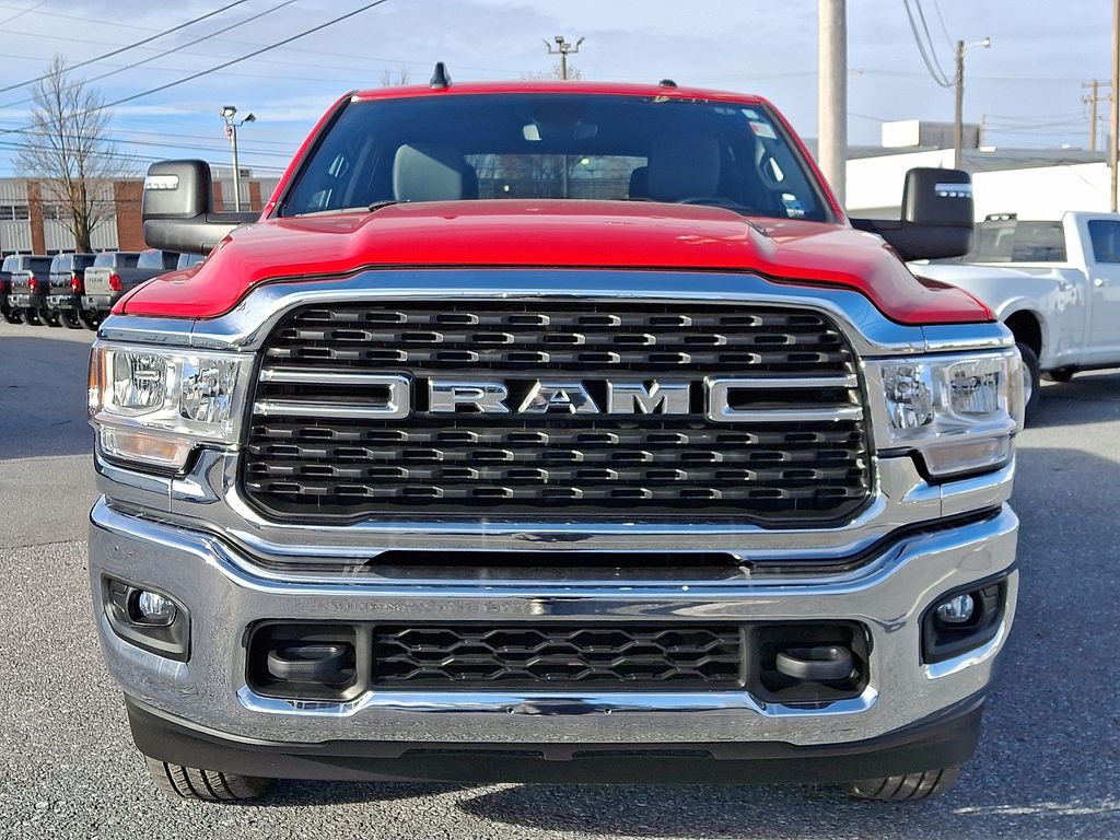 2024 Ram 2500 Big Horn photo 2