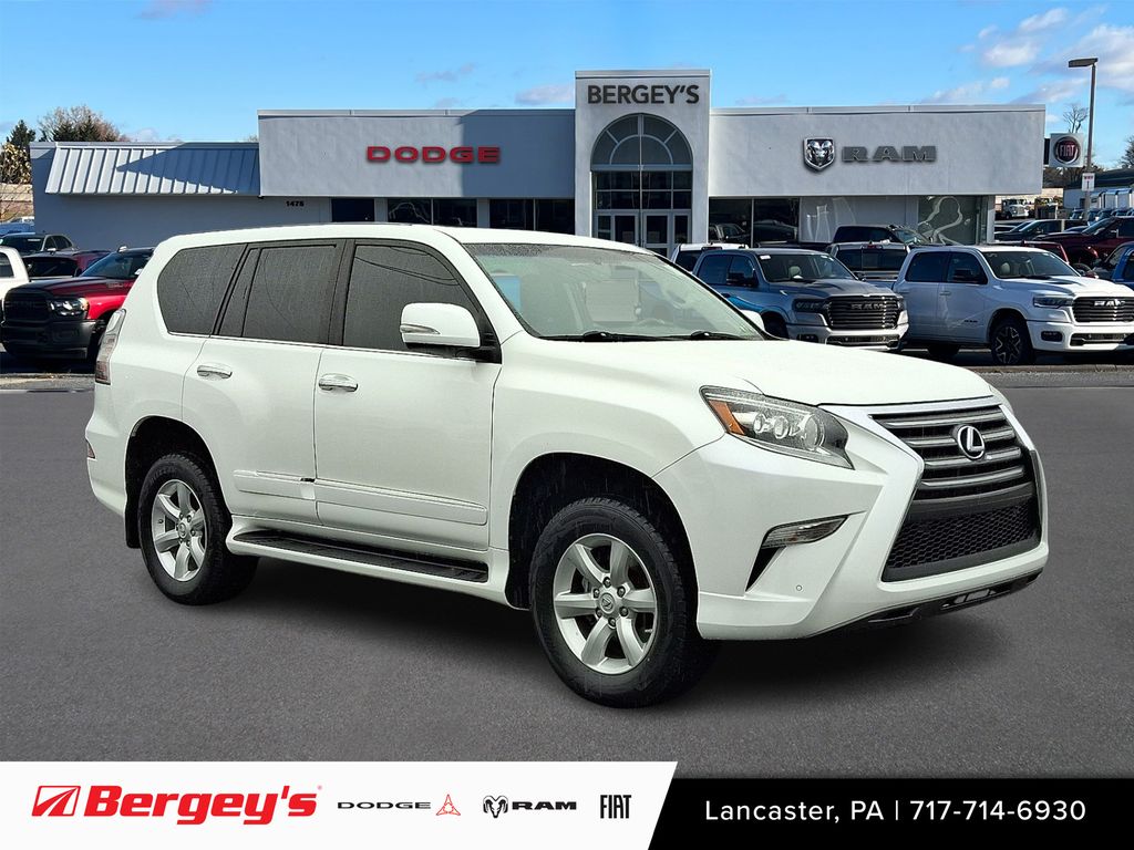 2017 Lexus GX Base's photo