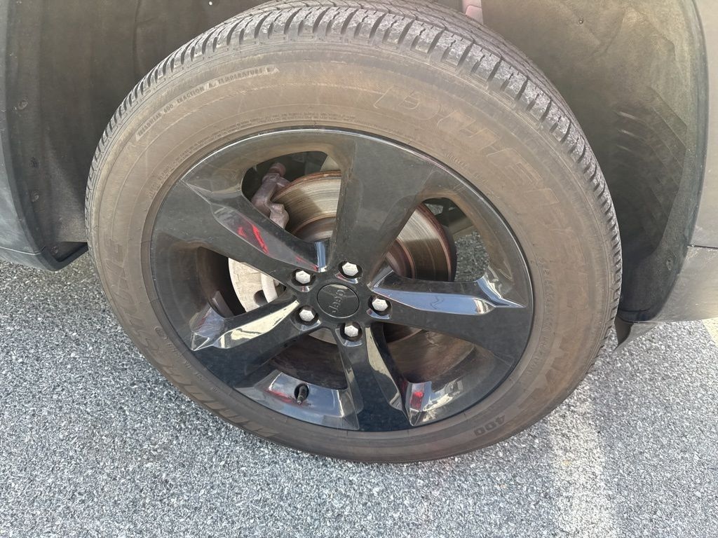 Used 2025 Jeep Grand Cherokee Altitude X SUV