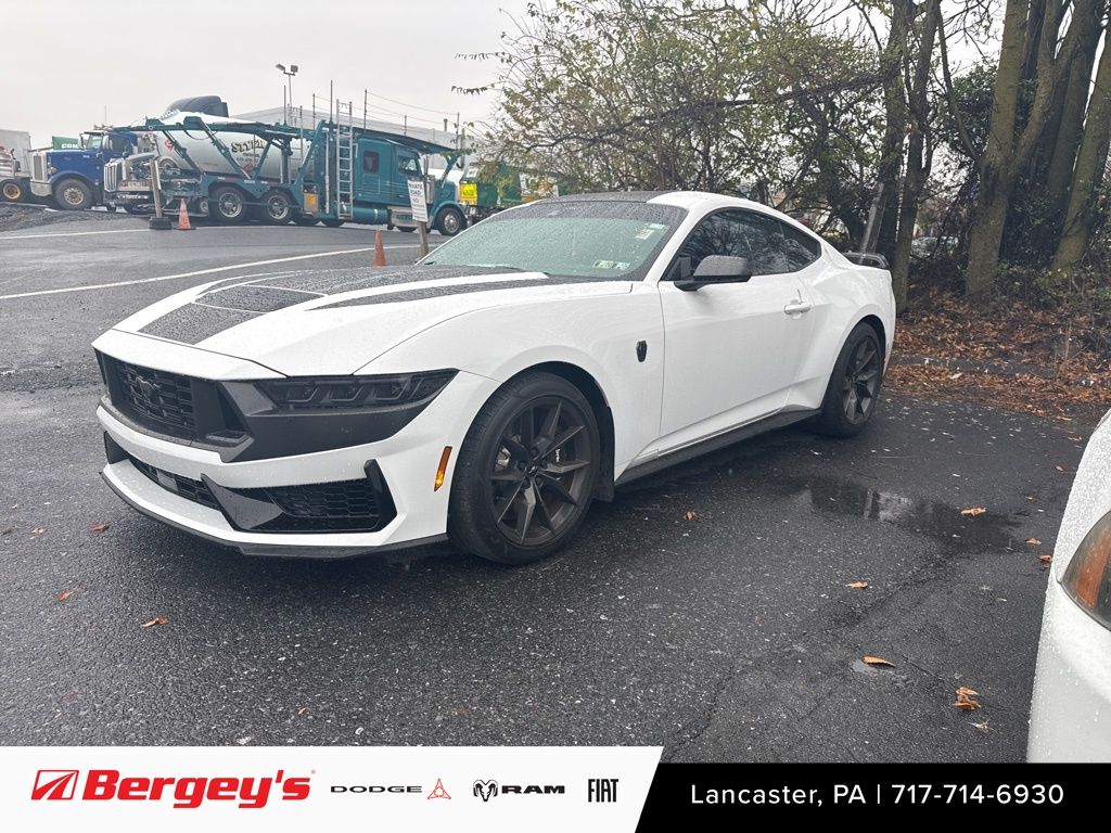 2024 Ford Mustang Dark Horse's photo