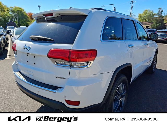 2017 Jeep Grand Cherokee Limited photo 2