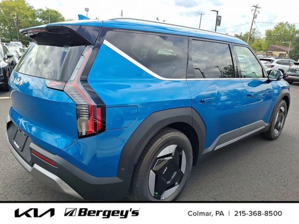 New 2026 Kia EV9 Wind SUV