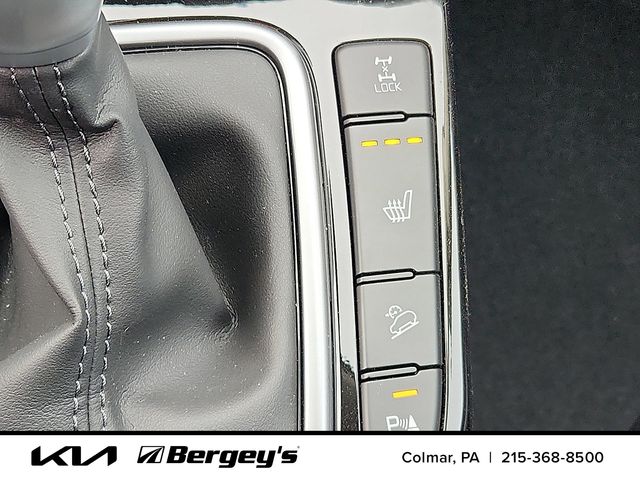 2026 Kia Seltos EX - Photo 17