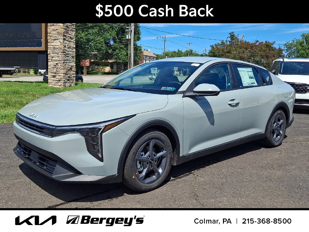 2026 Kia K4 LXS