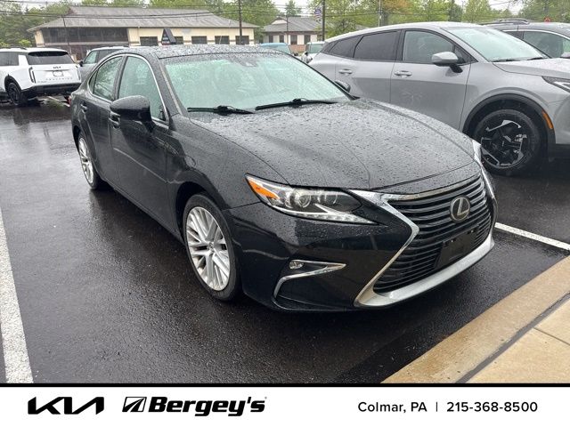 2016 Lexus ES 350 350's photo