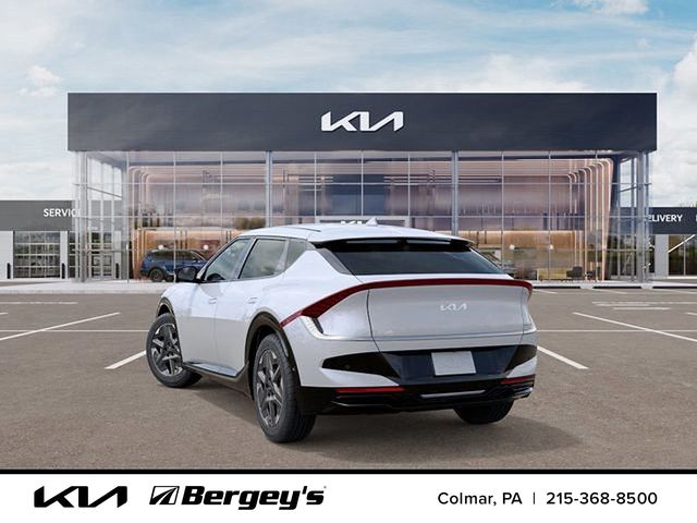 2025 Kia EV6 Light photo 3