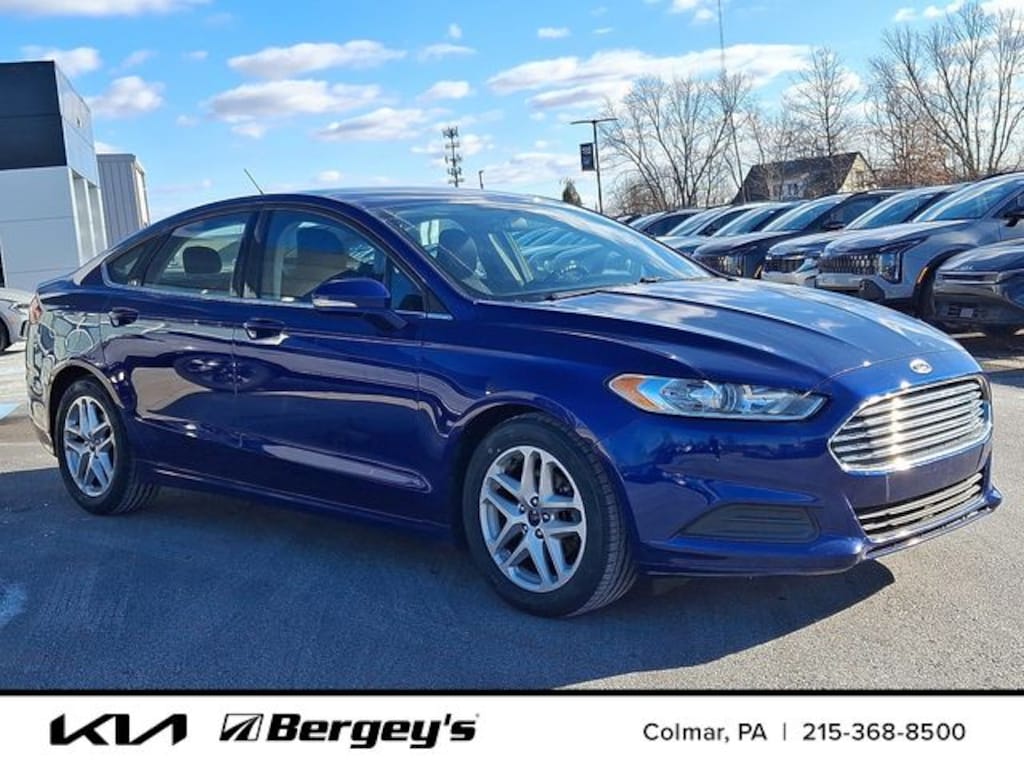 Used 2016 Ford Fusion SE Sedan