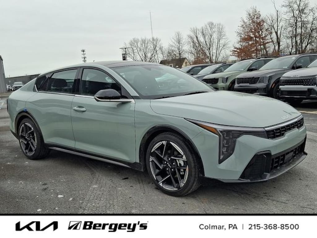 New 2025 Kia K4 GT-Line Sedan