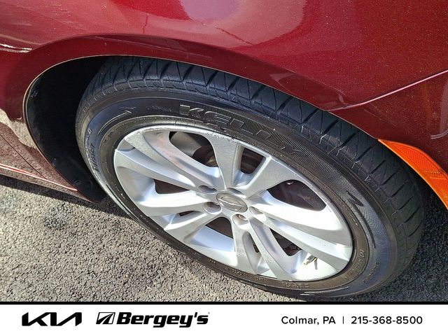 2016 Chrysler 200 Limited photo 4