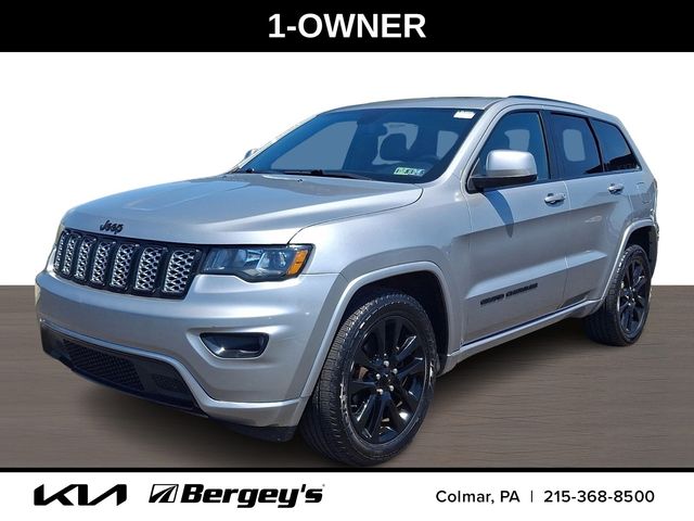 2017 Jeep Grand Cherokee Altitude 4WD's photo