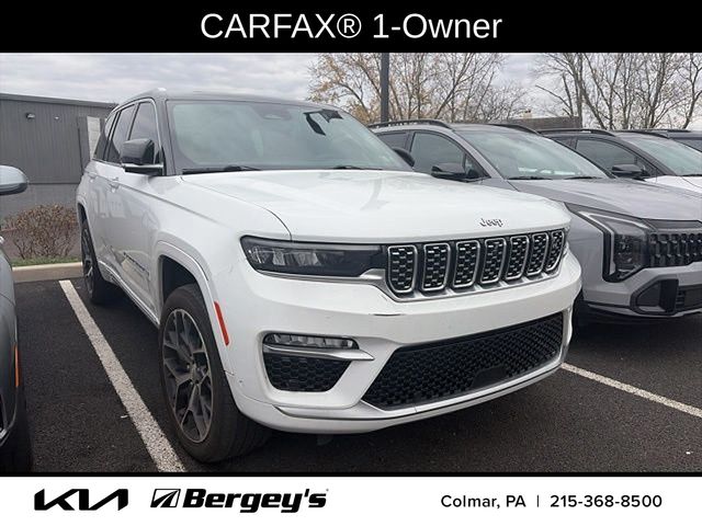 2022 Jeep Grand Cherokee Summit Reserve photo 3