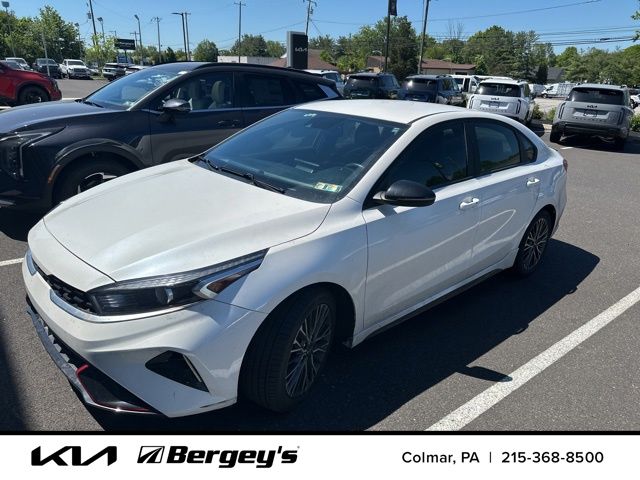 2023 Kia Forte GT-Line AT's photo