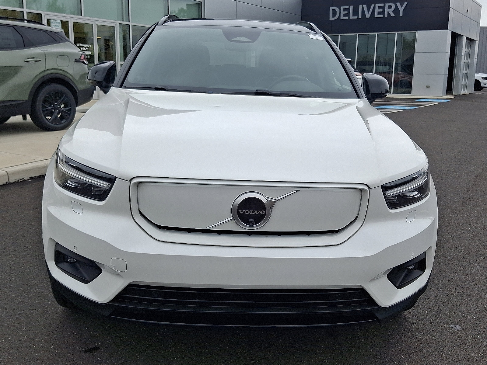 Used 2022 Volvo XC40 Plus with VIN YV4ED3UR2N2648470 for sale in Colmar, PA