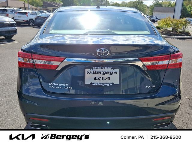 2015 Toyota Avalon photo 4