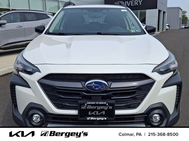 2025 Subaru Outback Limited photo 2
