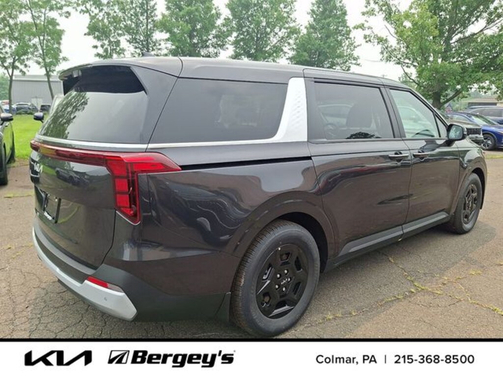 New 2026 Kia Carnival LXS Van Passenger Van