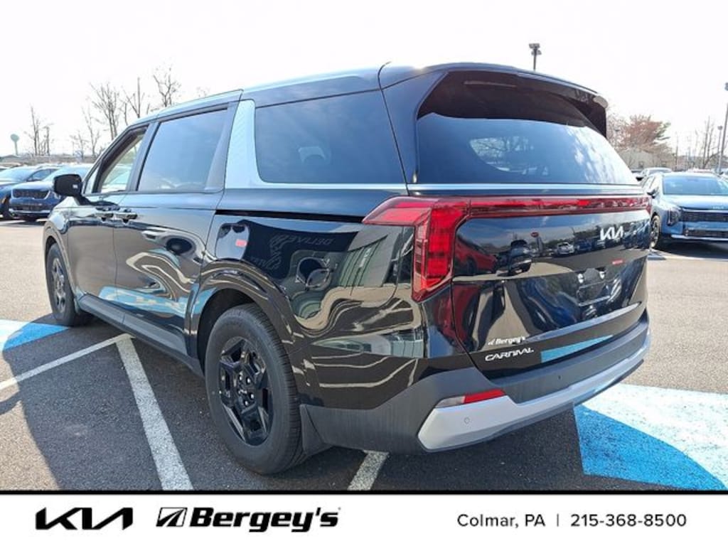 New 2026 Kia Carnival LXS Van Passenger Van