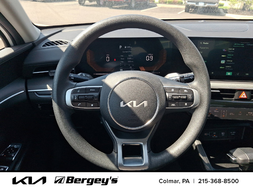 2026 Kia K5 LXS - Photo 16
