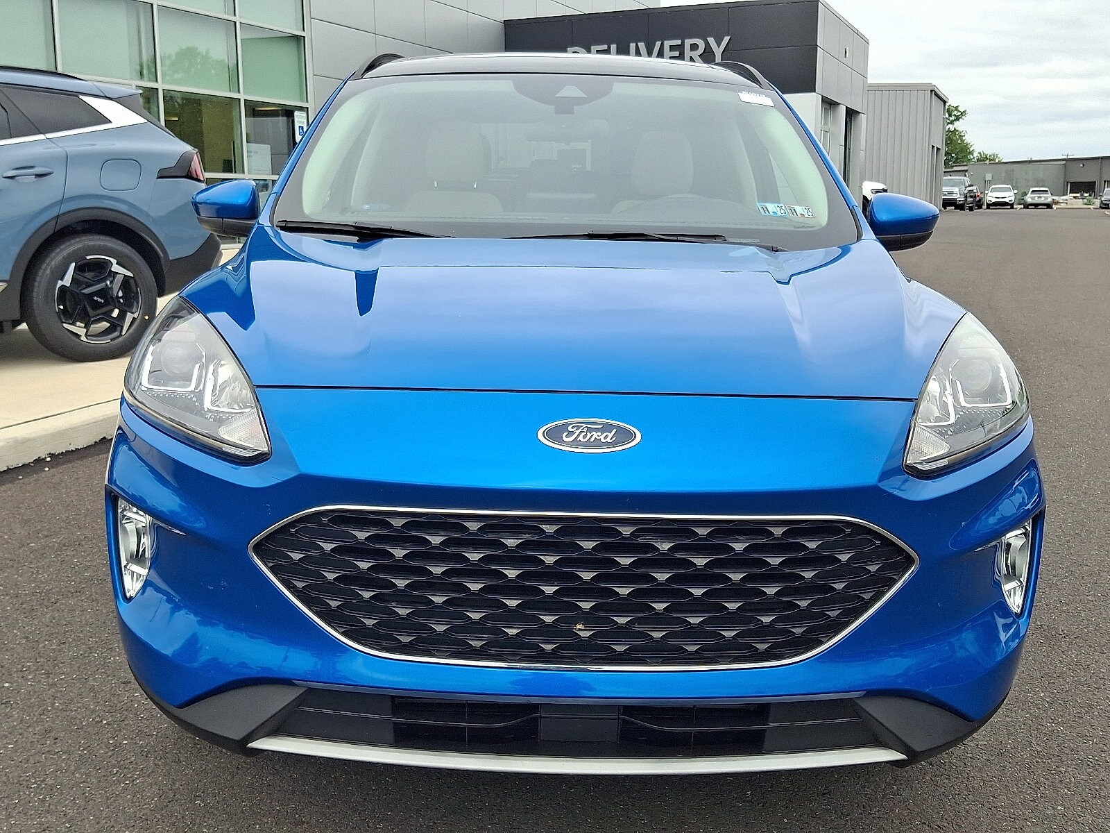 2020 Ford Escape SEL photo 2