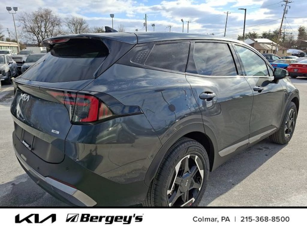 New 2026 Kia Sportage Hybrid S SUV