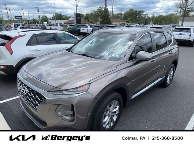 2020 Hyundai Santa Fe SE 2.4's photo