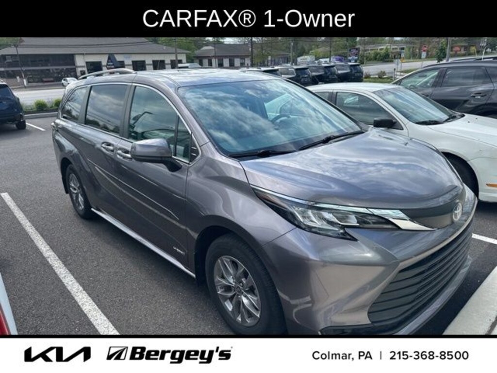 Used 2021 Toyota Sienna LE Van