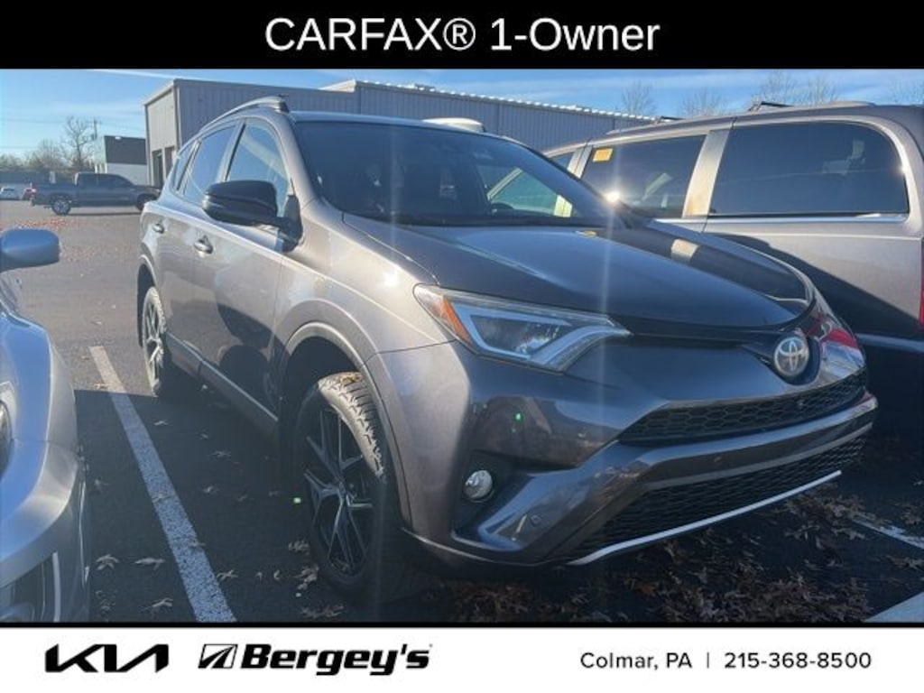 Used 2017 Toyota RAV4 SE SUV