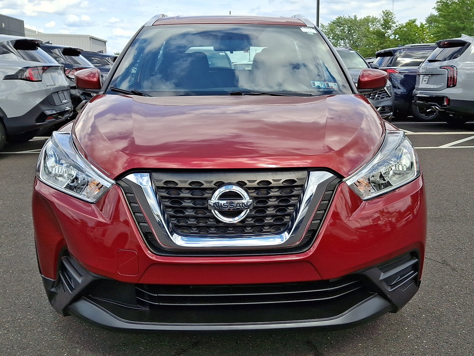 2018 Nissan Kicks SV photo 2