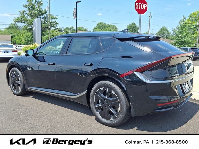 2025 Kia EV6 Wind - Photo 5
