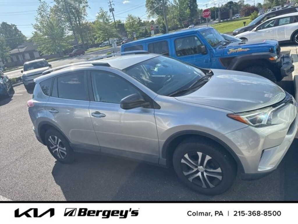 Used 2016 Toyota RAV4 LE SUV