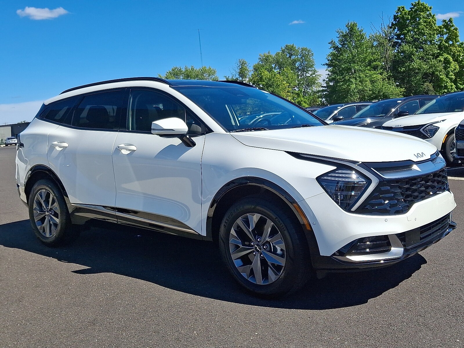 2025 Kia Sportage Hybrid photo 3