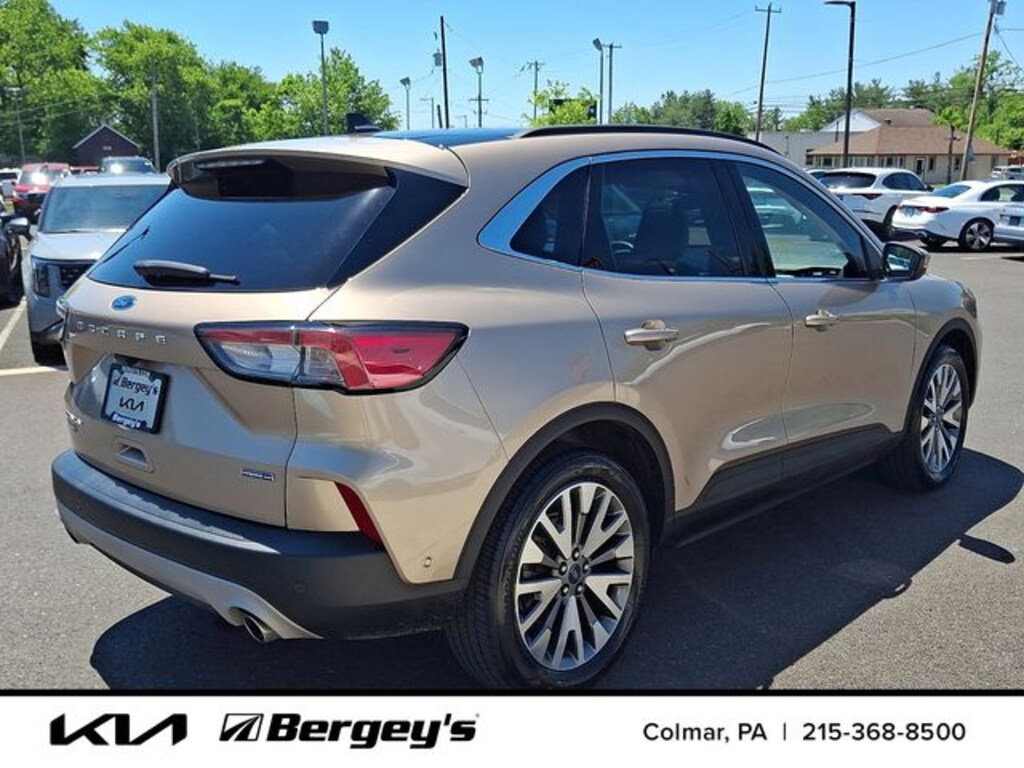 Used 2020 Ford Escape Hybrid Titanium SUV