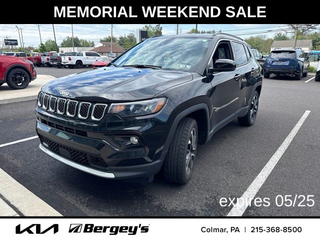 2023 Jeep Compass Limited 4X4's photo
