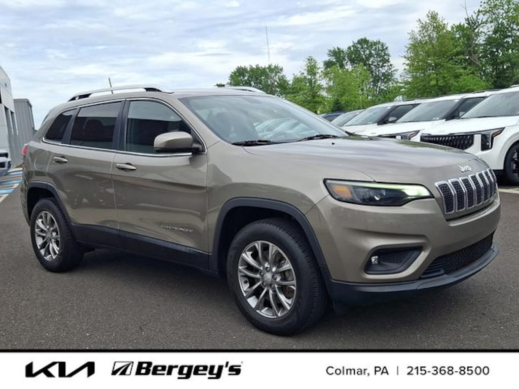Used 2019 Jeep Cherokee Latitude Plus SUV