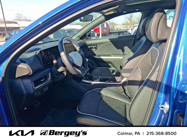 2025 Kia K4 GT-Line - Photo 11