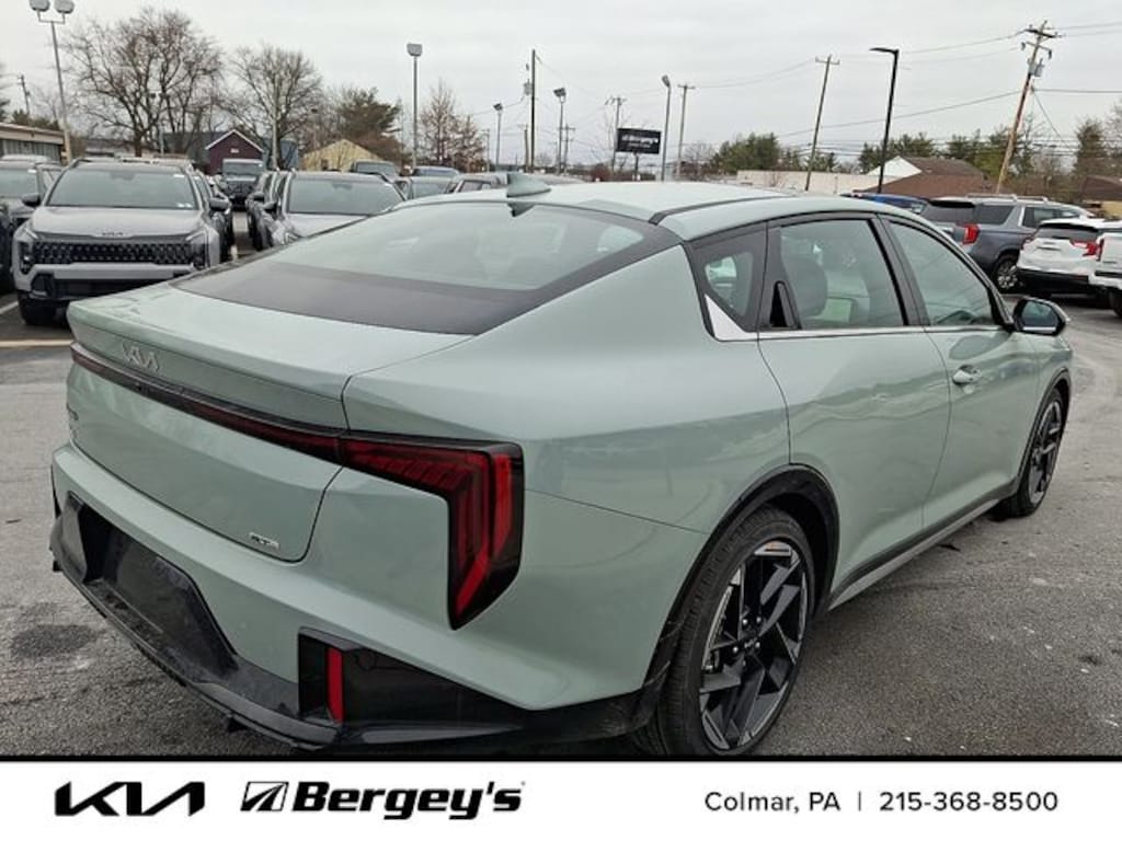 New 2025 Kia K4 GT-Line Sedan