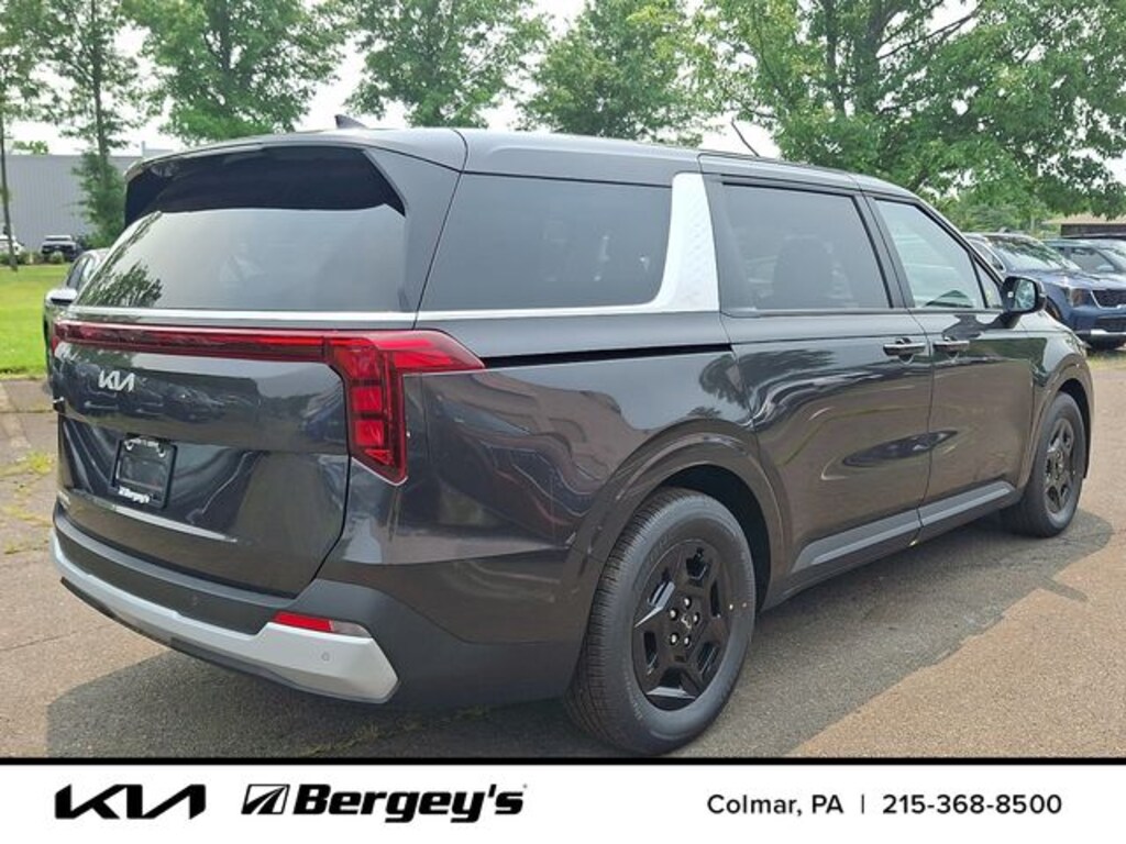 New 2026 Kia Carnival LXS Van Passenger Van