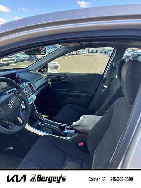 2014 Honda Accord EX photo 4