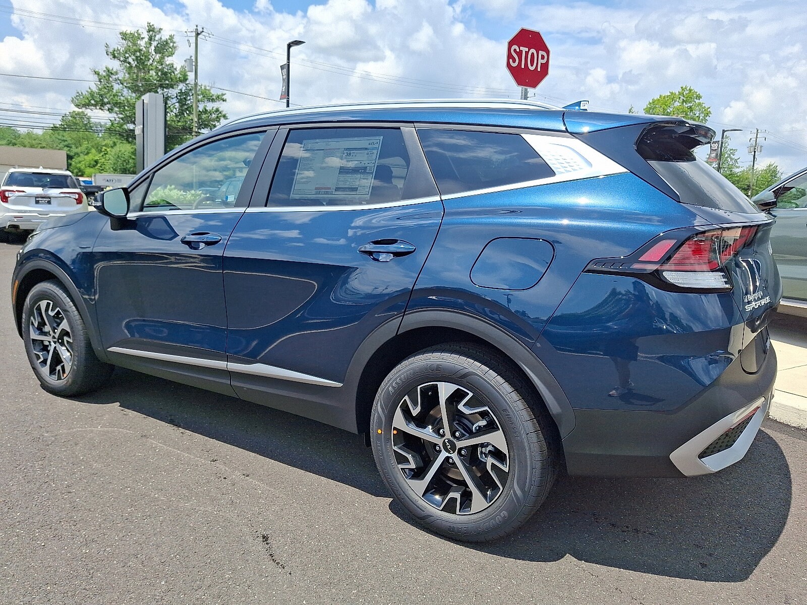 2025 Kia Sportage Hybrid EX photo 4